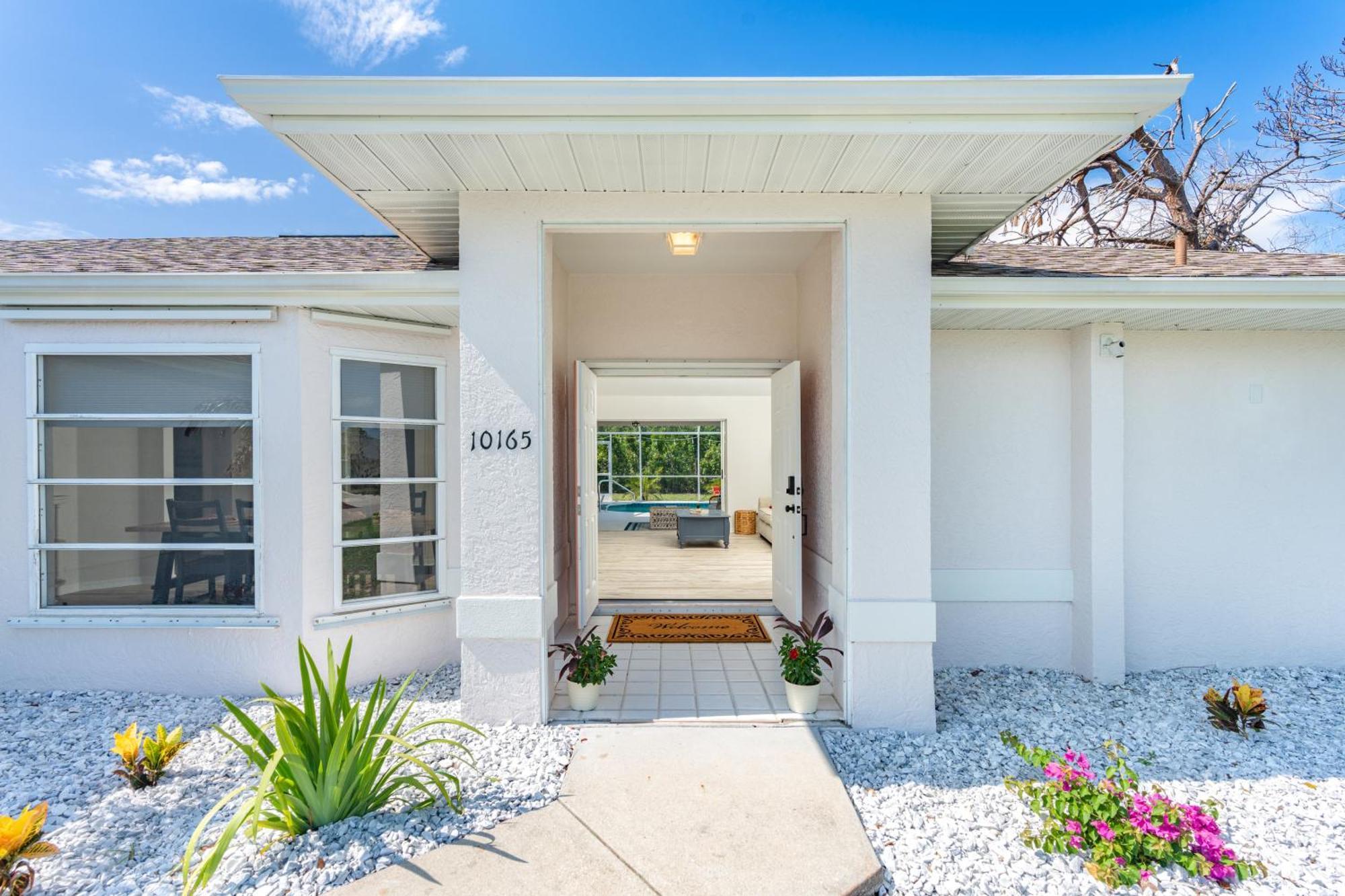 Beautiful Spacious Home! Close To Beaches - Heated Private Pool Englewood Ngoại thất bức ảnh